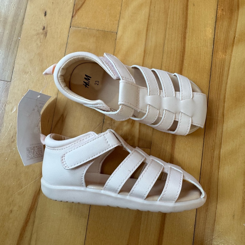H&M light pink Strappy Sandals for Casual Summer Wear